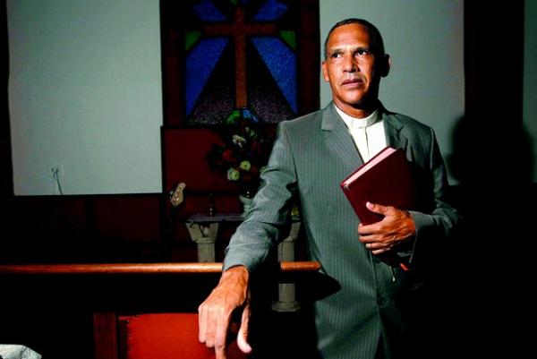 Vivinho deixou vida errante de lado e se convertou