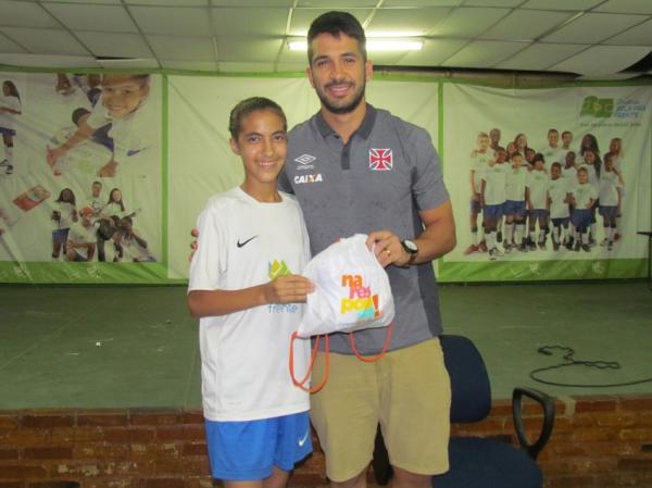 uan ganhou um kit da ao Na Responsa, um dos projetos do instituto