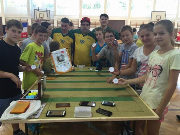 Jefferson do Palmeiras, Dudu do Ginstico e Marquinhos(ex-Vasco) do Friburguense fizeram a festa da crianada.