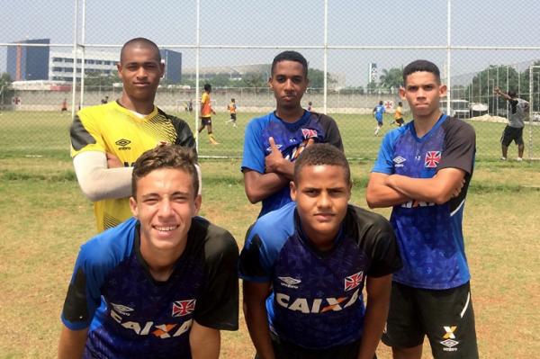 Luco, Miranda, Paulinho, Caio Lopes e Joo Pedro