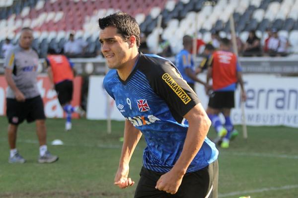 Lucas durante treinamento em So Janurio