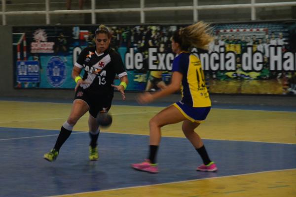 Artilheira Shayane foi um dos destaques da equipe vascana