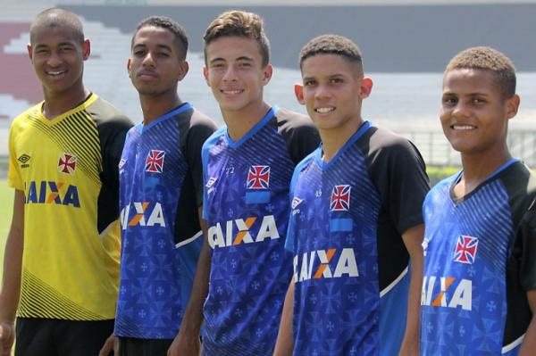 Luco, Miranda, Caio Lopes, Paulinho e Joo Pedro
