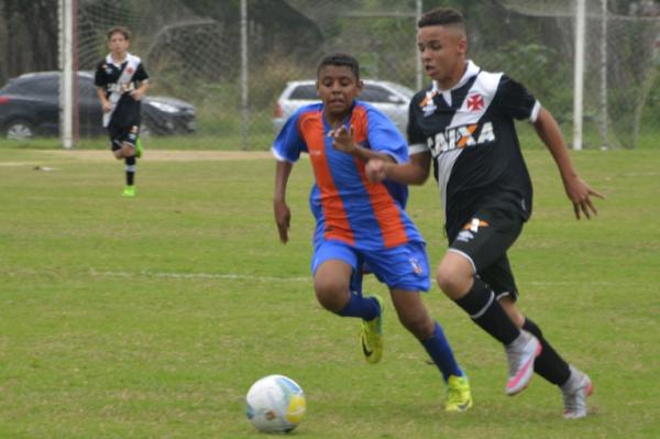 Marlon foi o grande destaque cruzmaltino na partida