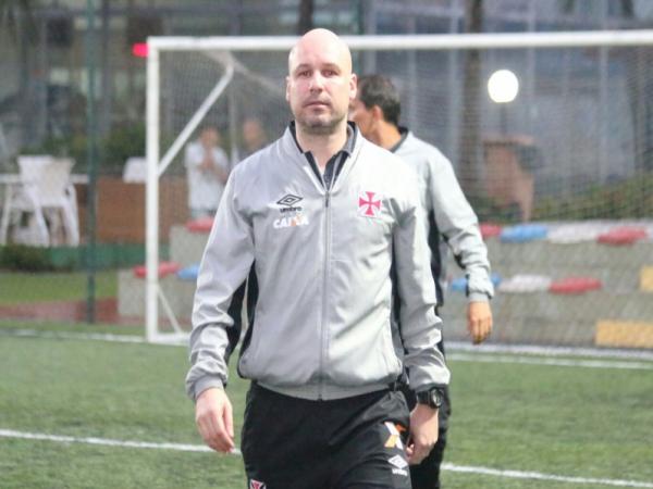 Rogrio destacou que est sempre pedindo que seus jogadores mantenham o foco nas vitrias