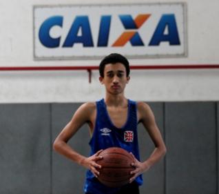 Joo  um dos destaques da equipe sub-13