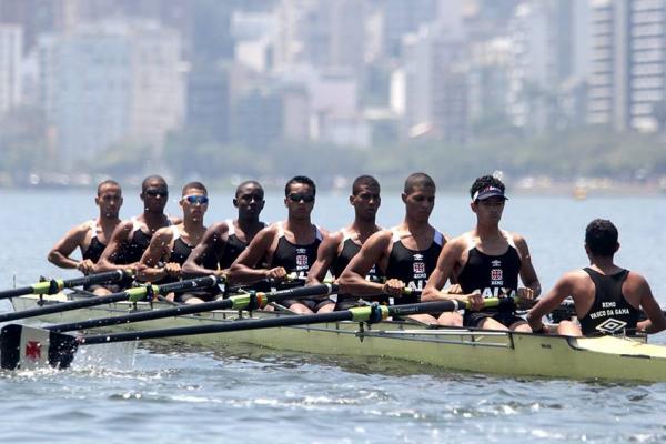Paulo Aguiar, Carlos Henrique Machado, Caque Guedes, Douglas Romualdo, David dos Reis, Vincius Vieira, Davi Paulino, Caio Silva e Alisson Pereira deram o ttulo ao Vasco na Regata