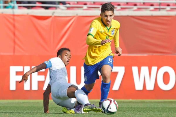 Andrey Ramos em ao contra a Inglaterra