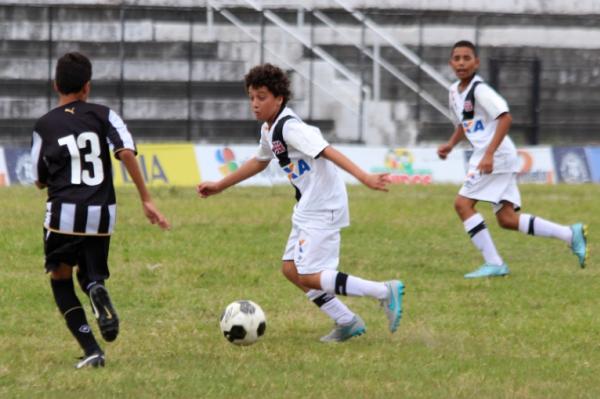 Lucca Manes puxa jogada ofensiva do Gigante