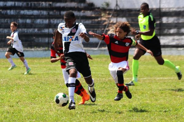 Matheus Ribeiro quase deixou sua marca no talo Del Cima