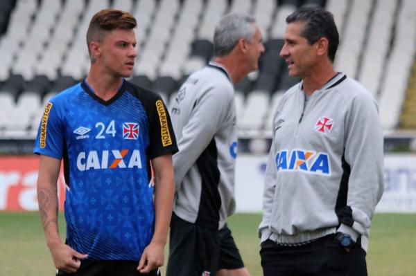 Renato Kayzer e Jorginho batem papo na Colina