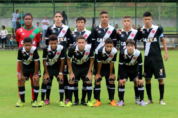 Sub-13 do Vasco vem fazeno bonito no Metropolitano