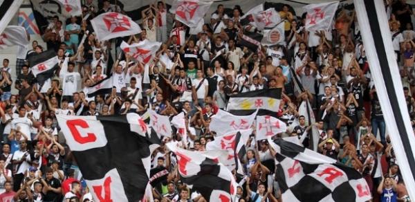 Torcida do Vasco prepara uma grande festa contra o Corinthians na quinta