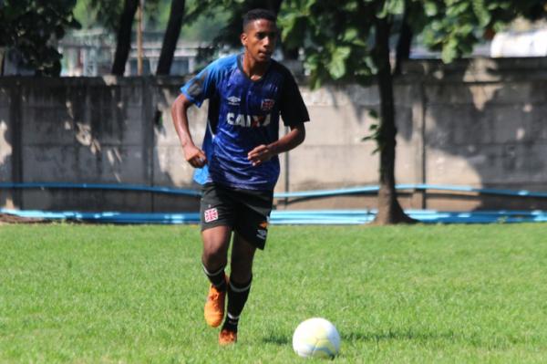 Miranda  o capito da equipe sub-15