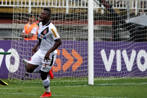 Riascos: 4 maior artilheiro estrangeiro do Vasco em Brasileiros