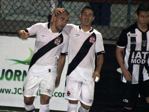 Vasco venceu com gol no fim e est na semifinal da Taa Rio
