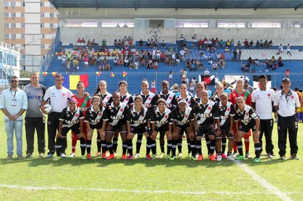 Elenco pentacampeo carioca de futebol feminino sub-17