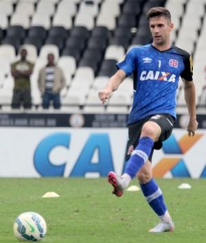 Bruno Gallo no treino: jogador deve ficar com a vaga de Andrezinho na partida decisiva