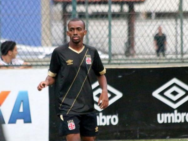 Victor Hugo promete Vasco focado para enfrentar o Flamengo na Superliga 