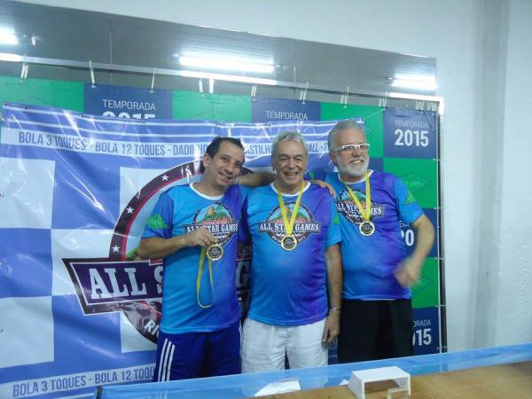 Barbosa, ao Centro e Jayme  direita na foto.