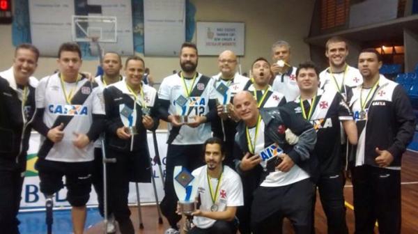 O Vasco obteve, em quadra, o direito de disputar o Brasileiro da Srie A de Vlei Sentado em 2016