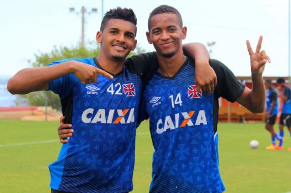 Daniel Gonalves (e) e Joo Victor