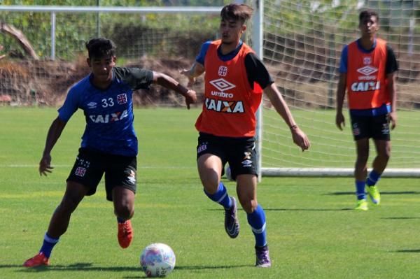 Iago ndio (e) e Cosendey disputaram a ltima Copinha