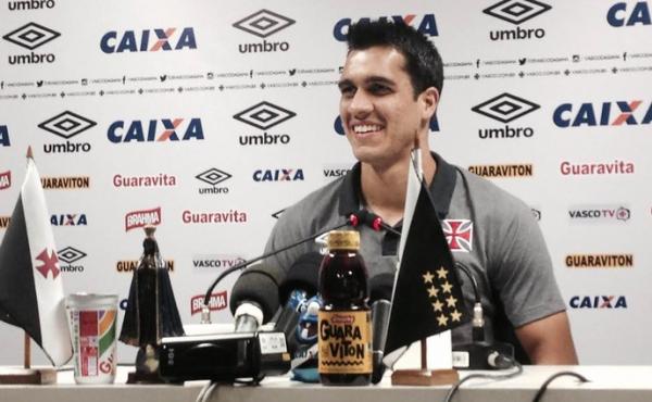 Sem saber para onde vai em 2016, Lucas pode continuar no Vasco