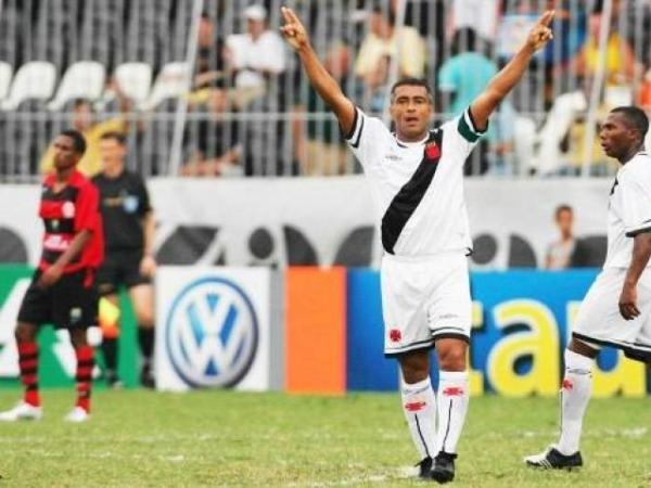 Romrio contra o Flamengo em So Janurio em 2005