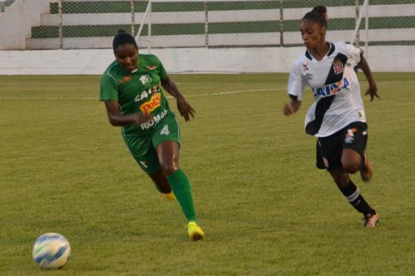 Aryane levou perigo no comeo da etapa final