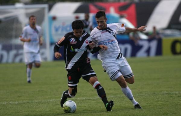 Em 2011, o Vasco estreou no Carioco contra o Resende e foi derrotado por 1 a 0, em So Janurio