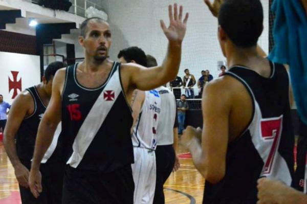 William Drudi (n 15), piv do Vasco