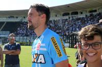 Martn Silva entrando em campo