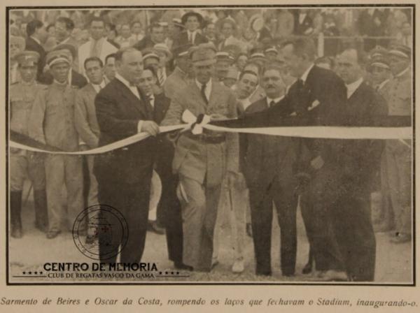 Inaugurao do Estdio Vasco da Gama. Revista Sportiva do Vasco da Gama, n3, ano 1927, p. 1
