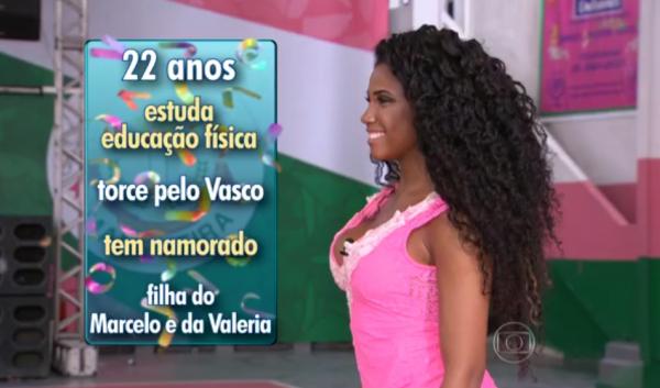 Evelyn Bastos, rainha de bateria da Mangueira