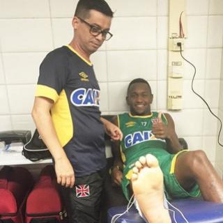 Yago realizou a cirurgia na fbula na ltima sexta-feira 