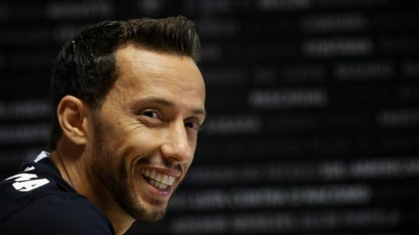 Nen garante que ir cumprimentar Ricardo Gomes, com quem brigou na Frana