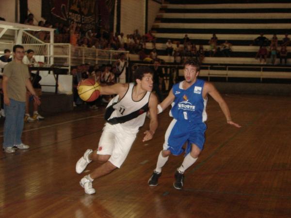 Marcellus em ao nas categorias de base do Vasco