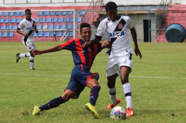 Alan foi o nico atleta do profissional que atuou