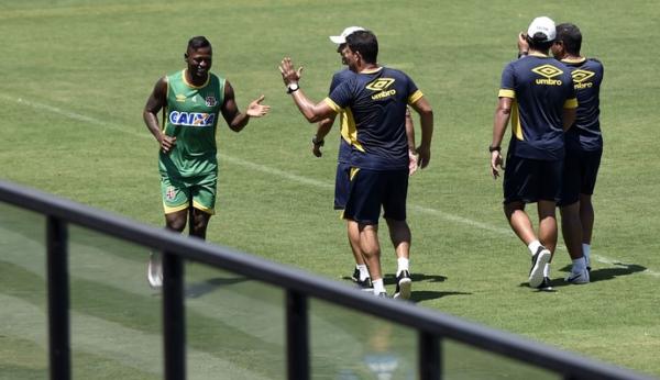 Riascos  saudado pela comisso tcnica