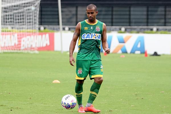 Julio Cesar projeta sequncia difcil para o Vasco, mas acredita na fora da equipe