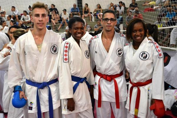 Felipe Medeiros, Raiani De Almeida Das Neves, Maurcio Santiago e Camila Almeida das Neves representaram o Vasco no torneio