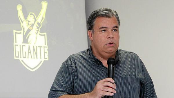 Vice-presidente de marketing, Marco Antnio Monteiro comentou sobre forma de pagamento do plano de scios