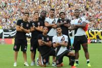 Jogadores comemoram ttulo