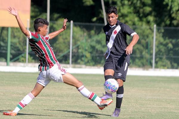 Tonetti em ao contra o Fluminense em Xerm