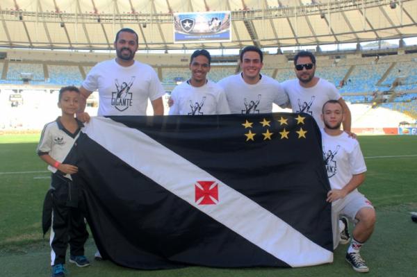 Gigantes conheceram o gramado do Maracan
