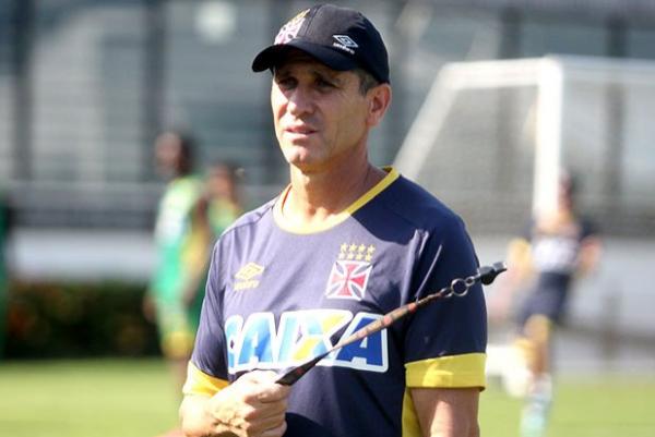 Jorginho faz elogios ao CRB, rival do Vasco pela Copa do Brasil