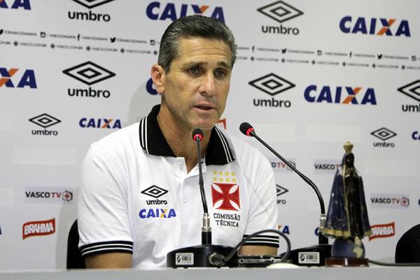 Jorginho na coletiva de imprensa desta tera-feira