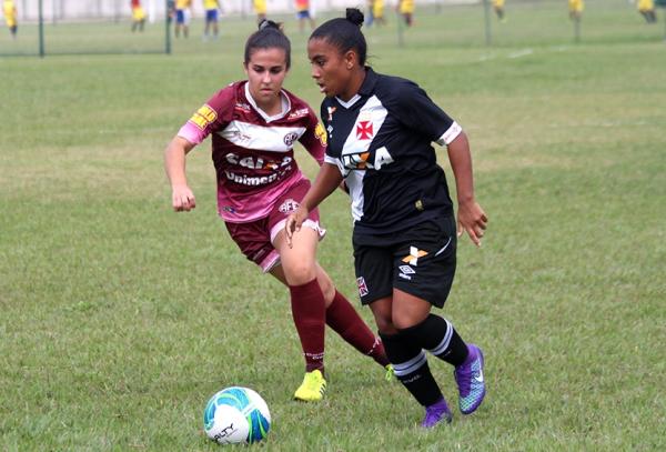 Rayane vem brilhando no returno da Liga Nacional