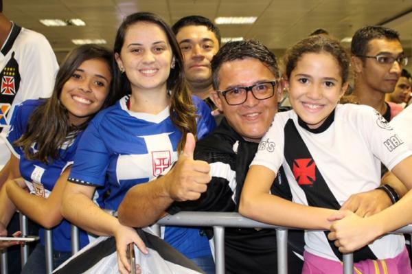 Torcedores fizeram bonita festa no Aeroporto